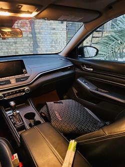 نيسان ألتيما